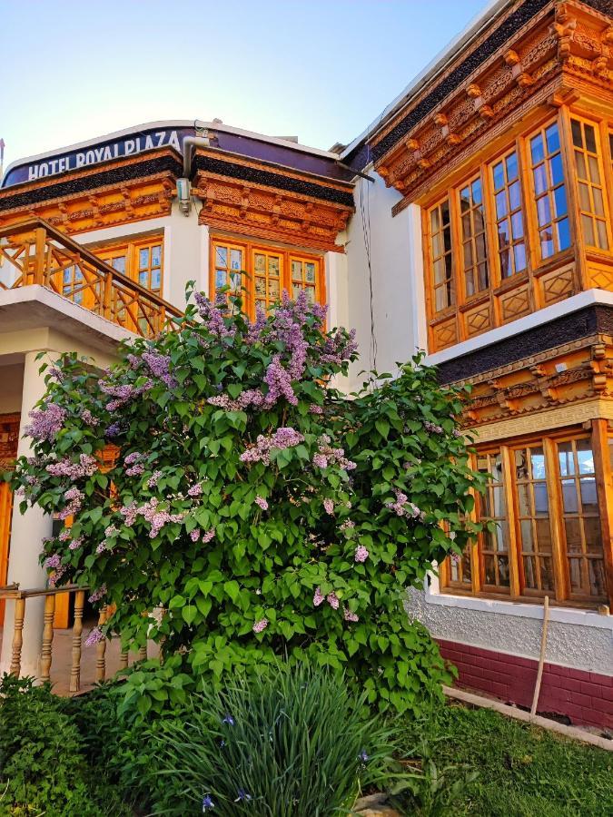 Hotel Royal Plaza Лех Екстер'єр фото